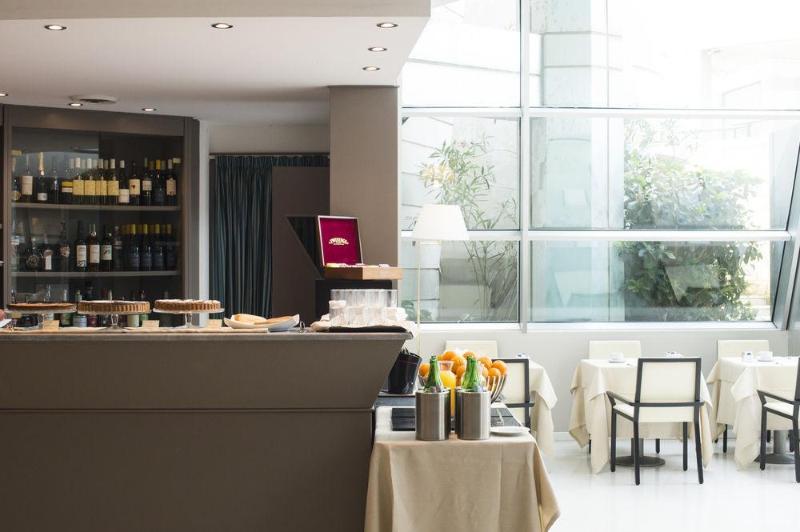 Hotel Crystal