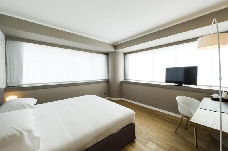 Hotel Crystal 4*