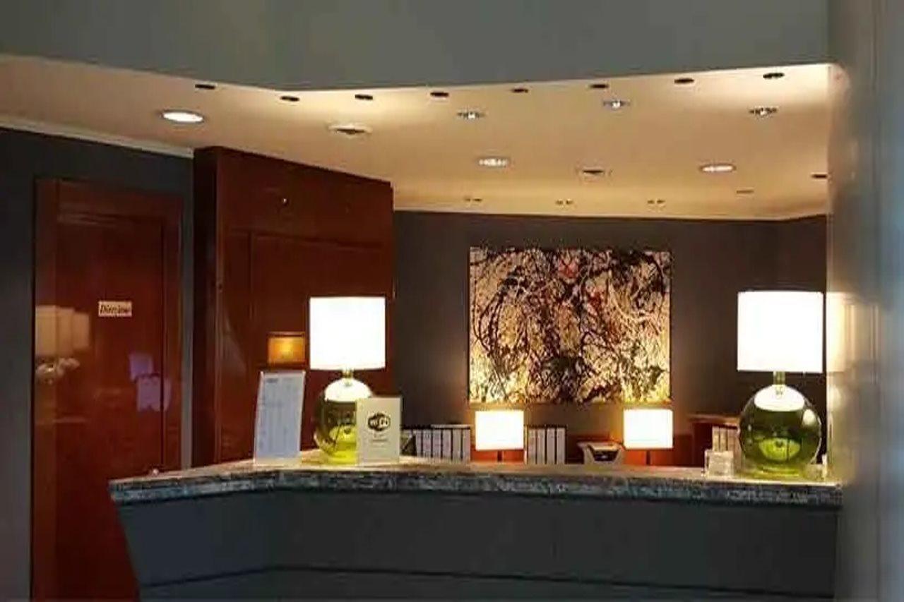 Crystal Hotel 4*